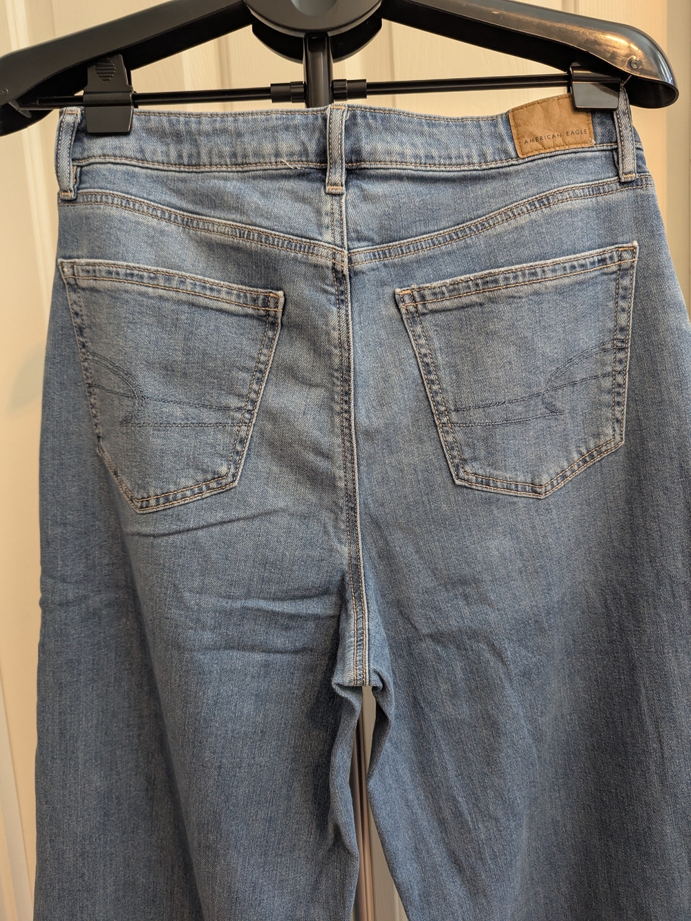American Eagle Outfitters Women's Supper High Rise Baggy Wide Leg Jeans
